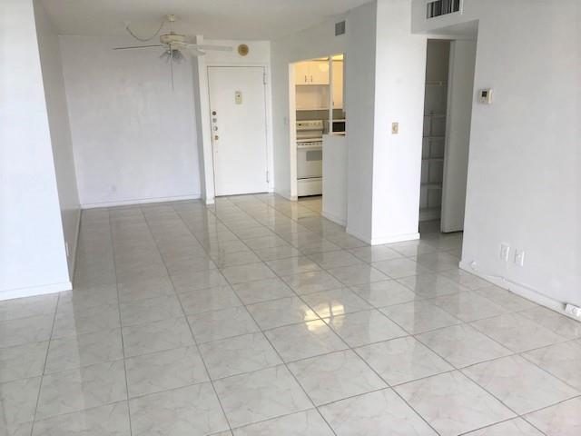 111 Briny Avenue, Unit 806 Pompano Beach, FL 33062 - Photo 9 of 40