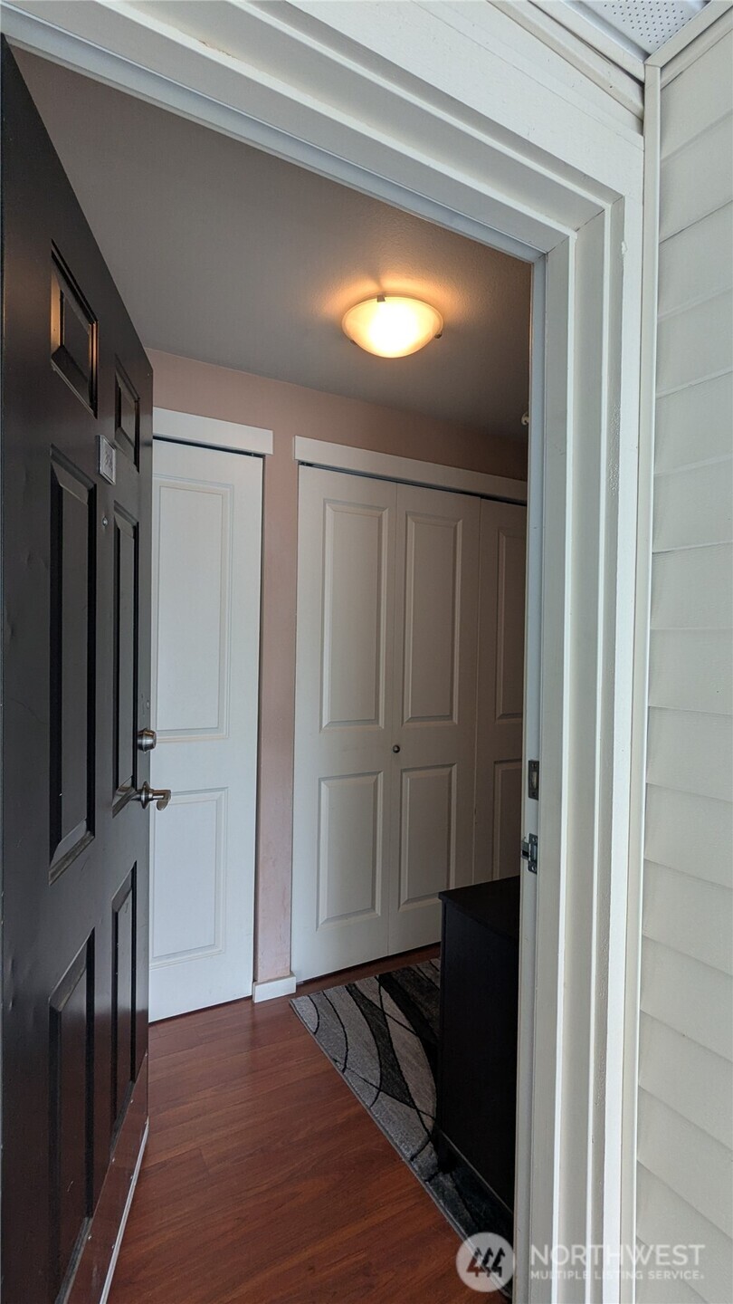 12404 East Gibson Road, Unit P306 Everett, WA 98204 - Photo 2 of 20