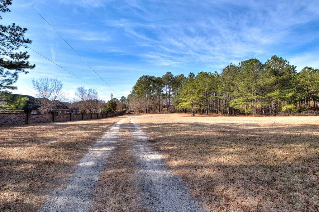 930 Loring Mill Road Sumter, SC 29150 - Photo 2 of 67