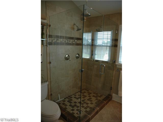 4103 Braddock Road High Point, NC 27265 - Photo 9 of 16 Master Bath/Spa.