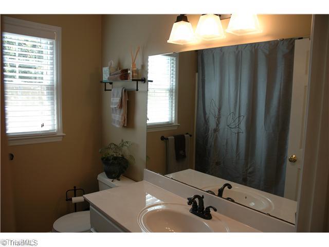 4103 Braddock Road High Point, NC 27265 - Photo 10 of 16 Other Bath.