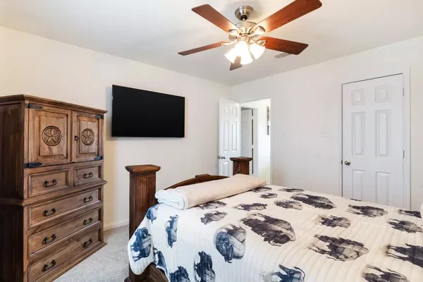 $2,200 | 30915 East Lost Creek Boulevard, Magnolia, TX 77355