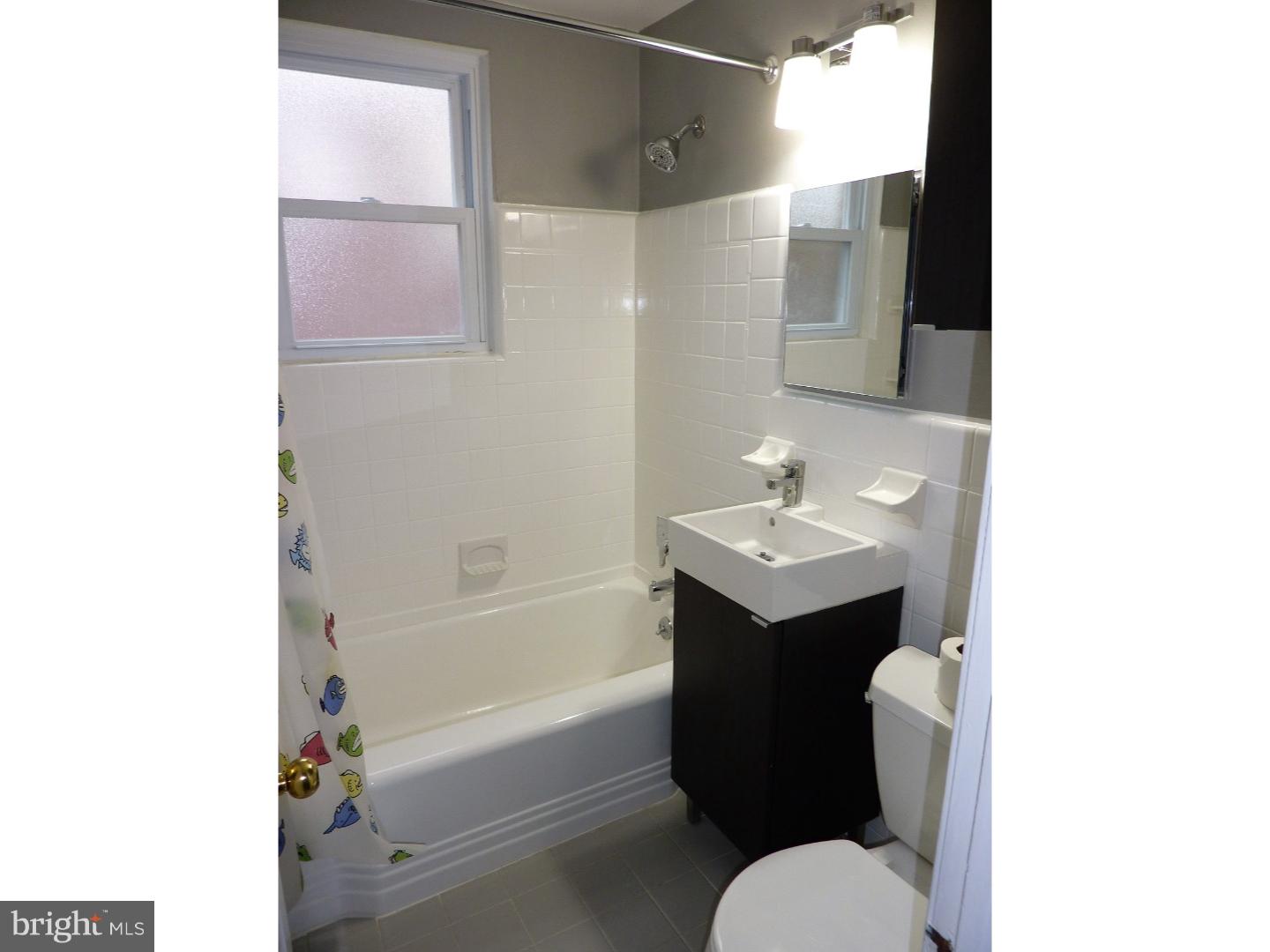 4006 Marshall Road Upper Darby, PA 19026 - Photo 14 of 22 Bathroom