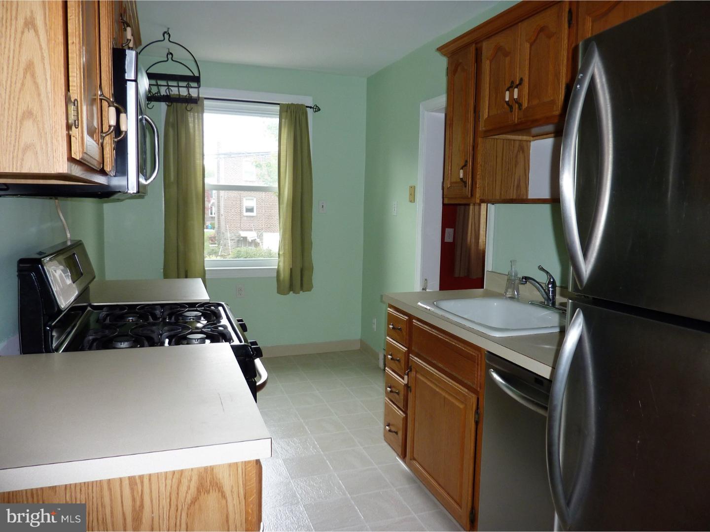 4006 Marshall Road Upper Darby, PA 19026 - Photo 9 of 22 Kitchen