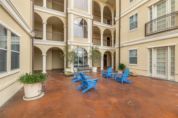 $2,150 | 7134 Mapleridge Street, Unit 3G, Houston, TX 77081