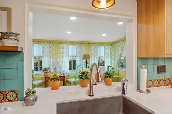 $825,000 | 31330 Village 31, Camarillo, CA 93012