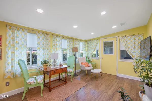$825,000 | 31330 Village 31, Camarillo, CA 93012