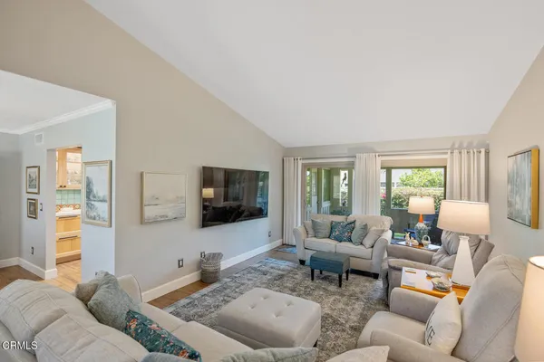 $825,000 | 31330 Village 31, Camarillo, CA 93012