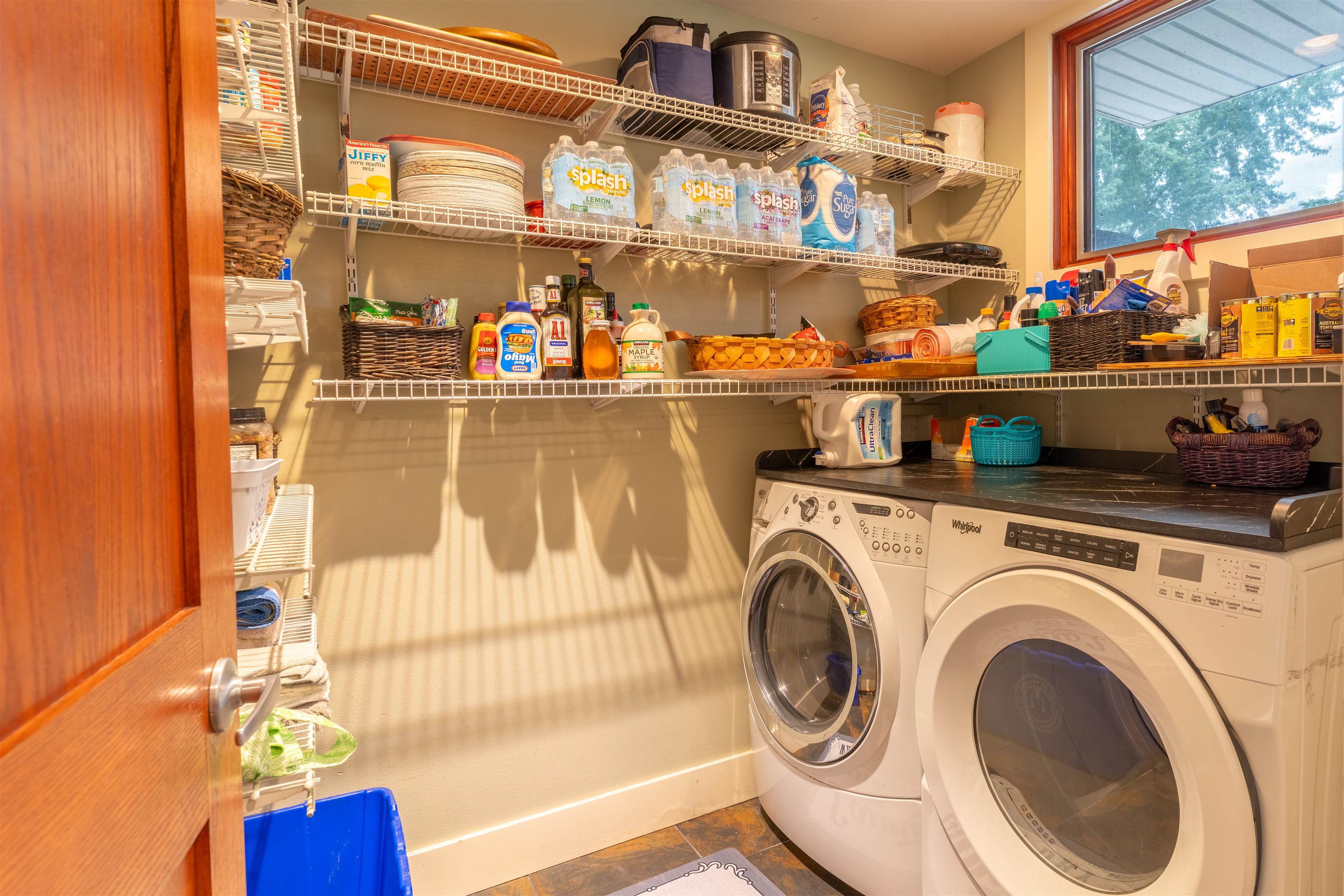 4609 Brookview Road Rockford, IL 61107 - Photo 9 of 44 a utility room with dryer and washer