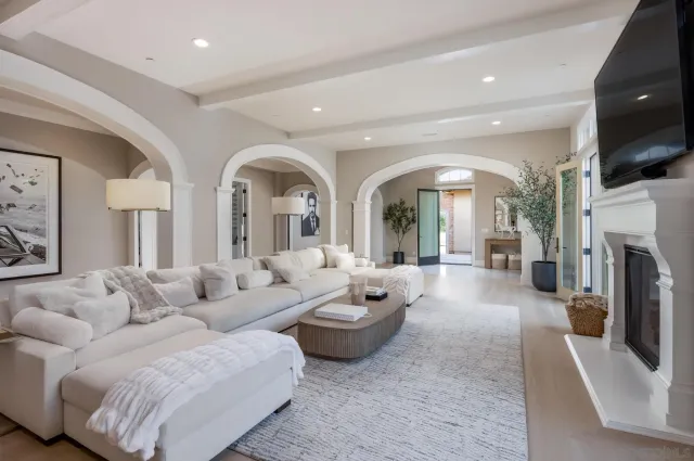 $5,250,000 | 10871 Cadence Isle Court, San Diego, CA 92130