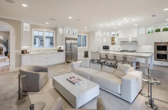 $5,250,000 | 10871 Cadence Isle Court, San Diego, CA 92130