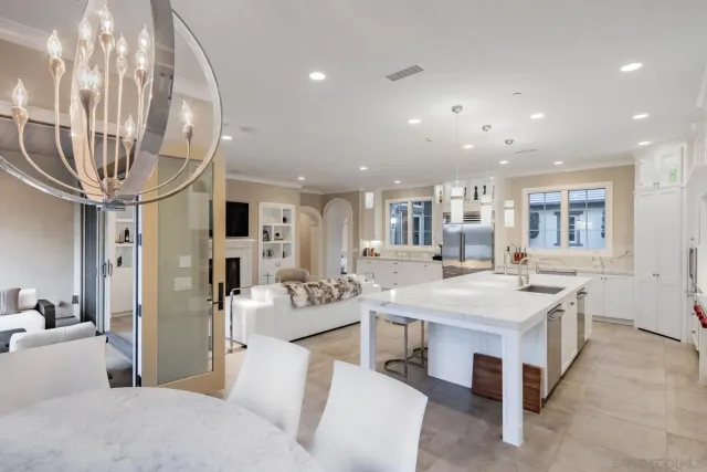 $5,250,000 | 10871 Cadence Isle Court, San Diego, CA 92130