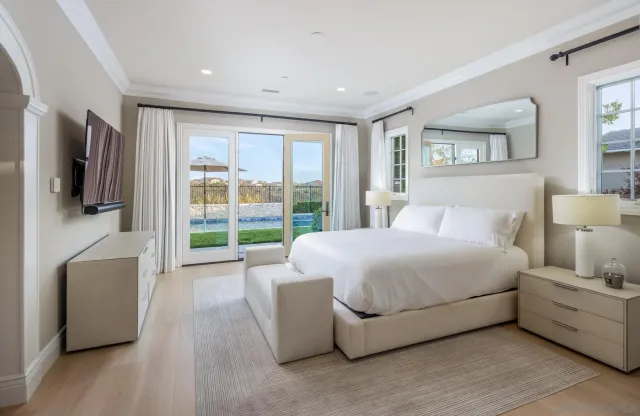 $5,250,000 | 10871 Cadence Isle Court, San Diego, CA 92130