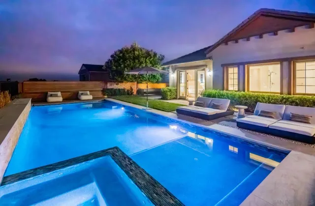 $5,250,000 | 10871 Cadence Isle Court, San Diego, CA 92130