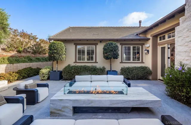 $5,250,000 | 10871 Cadence Isle Court, San Diego, CA 92130