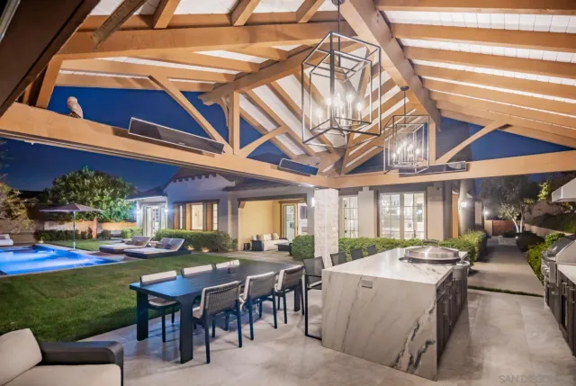$5,250,000 | 10871 Cadence Isle Court, San Diego, CA 92130