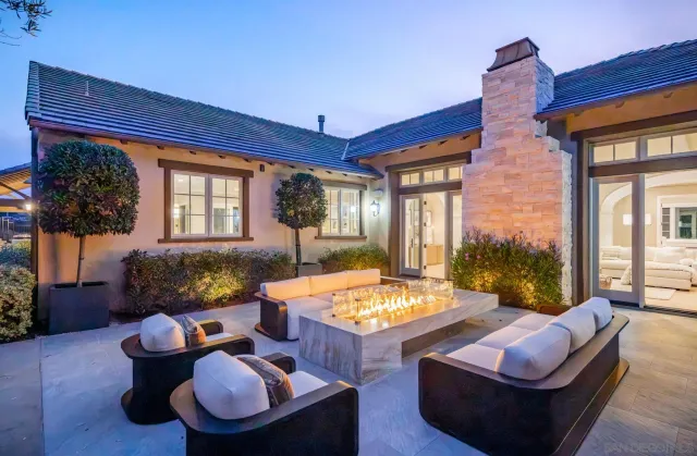 $5,250,000 | 10871 Cadence Isle Court, San Diego, CA 92130