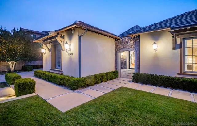 $5,250,000 | 10871 Cadence Isle Court, San Diego, CA 92130