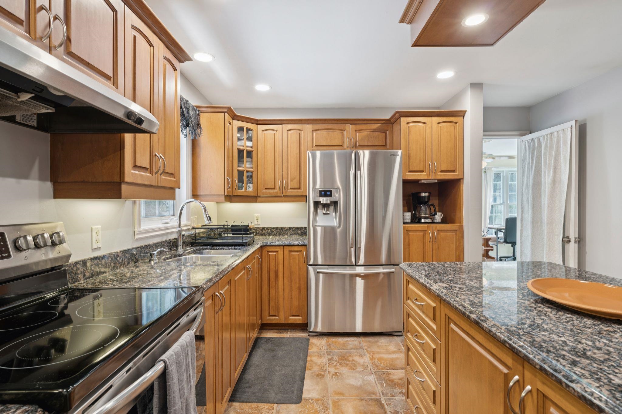 35 Pike Brook Road Brookfield, NH 03872 - Photo 5 of 30