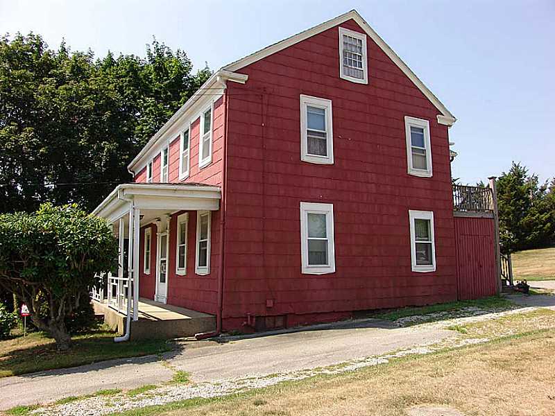 2930 East Main Road Portsmouth, RI 02871 - Photo 4 of 19 Exterior Front.