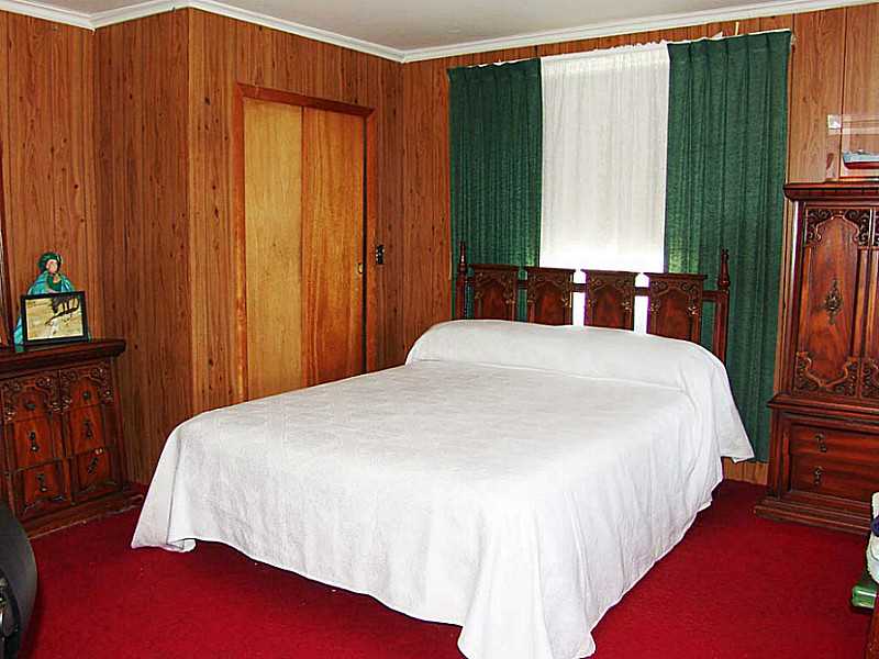 2930 East Main Road Portsmouth, RI 02871 - Photo 8 of 19 Bedroom.