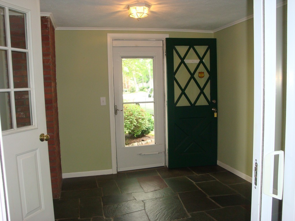 103 Calvin Road North Attleboro, MA 02760 - Photo 13 of 30 Gallery Image 13