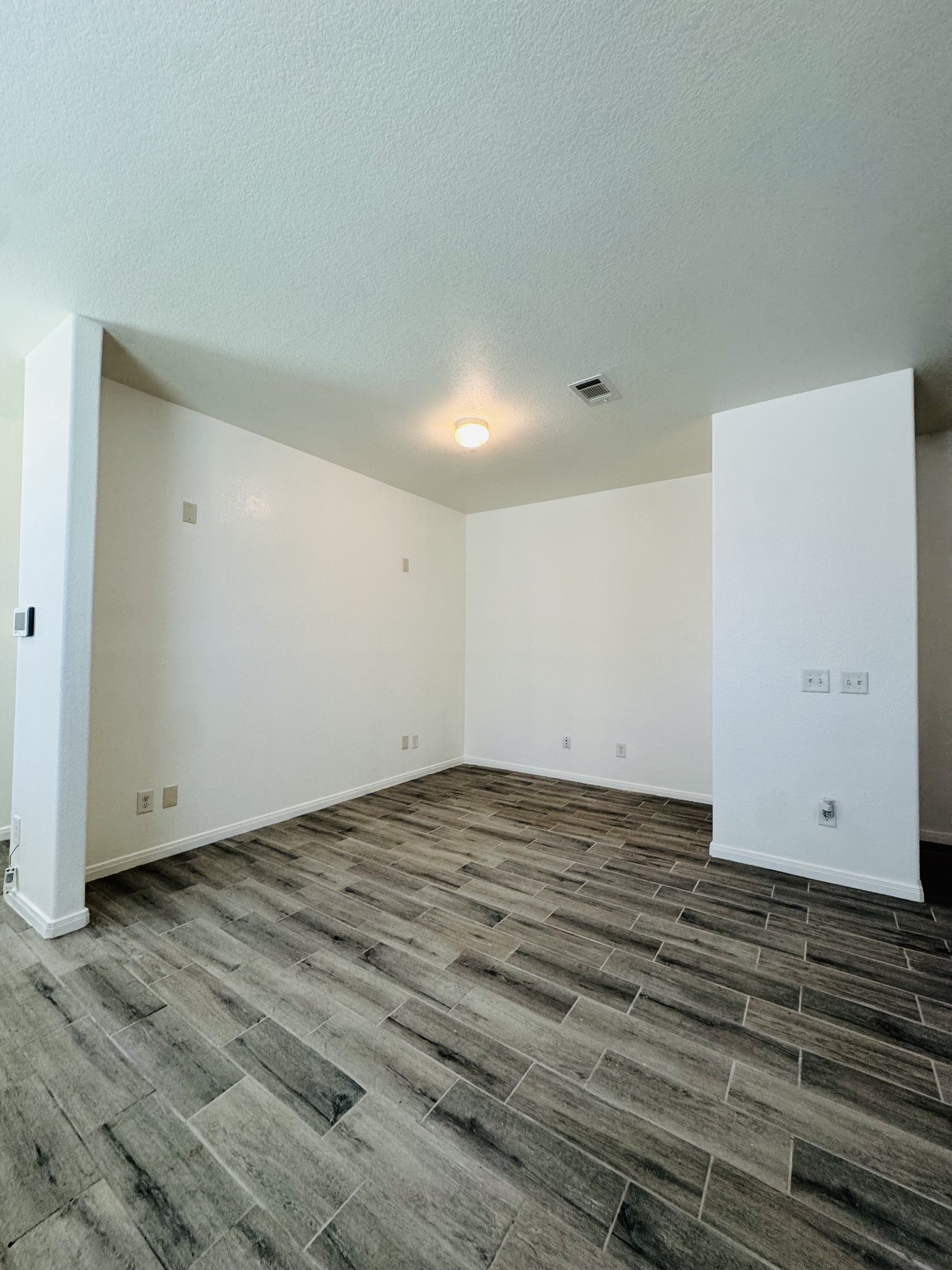 12318 Skyview Rise Court Houston, TX 77047 - Photo 6 of 27