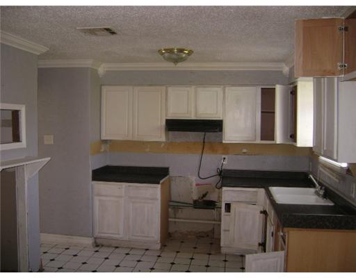 6621 Rue Louis Phillippe Marrero, LA 70072 - Photo 3 of 4 Gallery Image 3