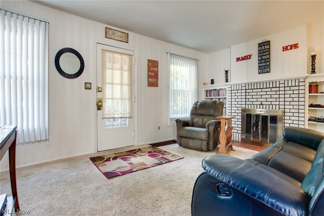 5384 Summit Road Lyndhurst, OH 44124 - Photo 3 of 30 Beautiful fireplace in living room...