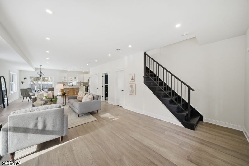 28 Irving Street Montclair, NJ 07042 - Photo 14 of 25