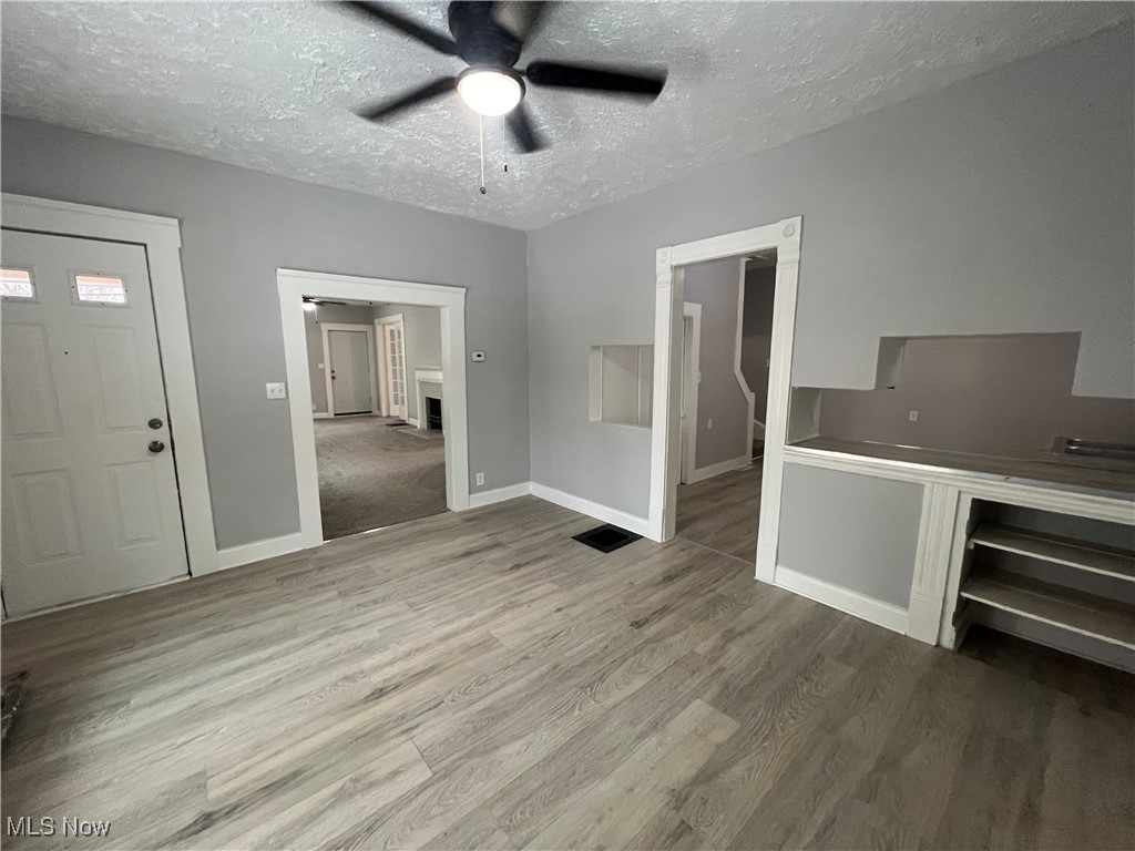 4278 Warner Road Cleveland, OH 44105 - Photo 16 of 44