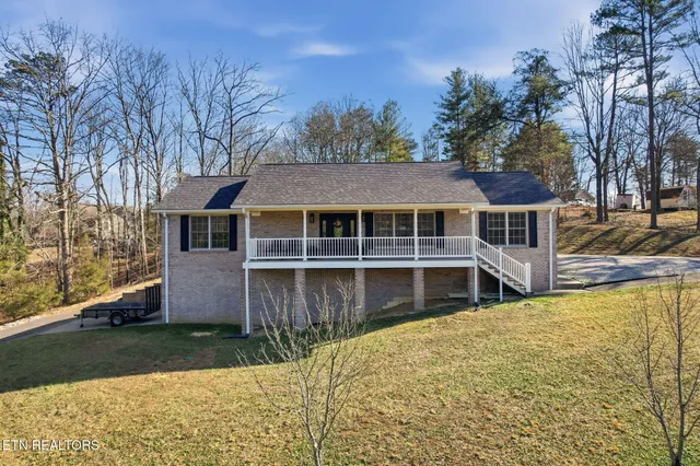 $575,000 | 109 Oakview Drive, Kingston, TN 37763