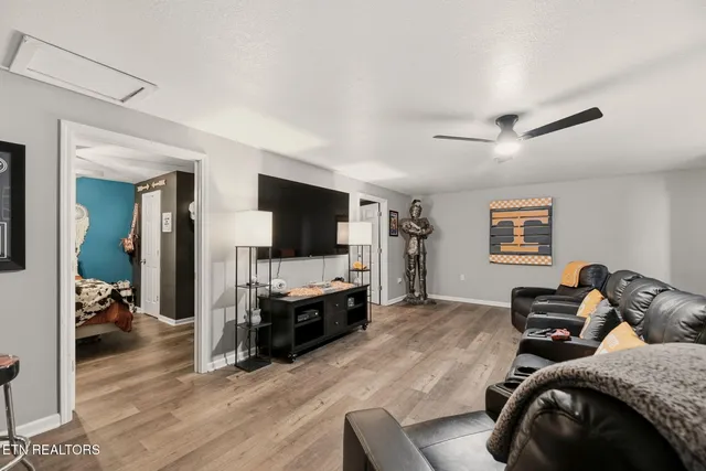 $575,000 | 109 Oakview Drive, Kingston, TN 37763