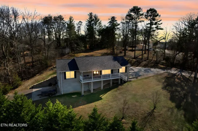 $575,000 | 109 Oakview Drive, Kingston, TN 37763