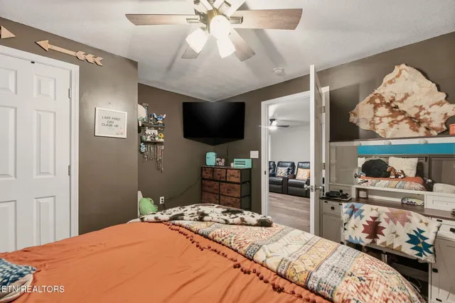 $575,000 | 109 Oakview Drive, Kingston, TN 37763