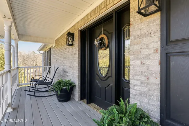 $575,000 | 109 Oakview Drive, Kingston, TN 37763