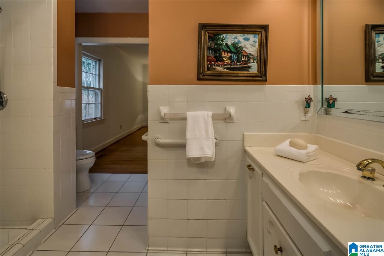 3315 Brookwood Road Birmingham, AL 35223 - Photo 33 of 50