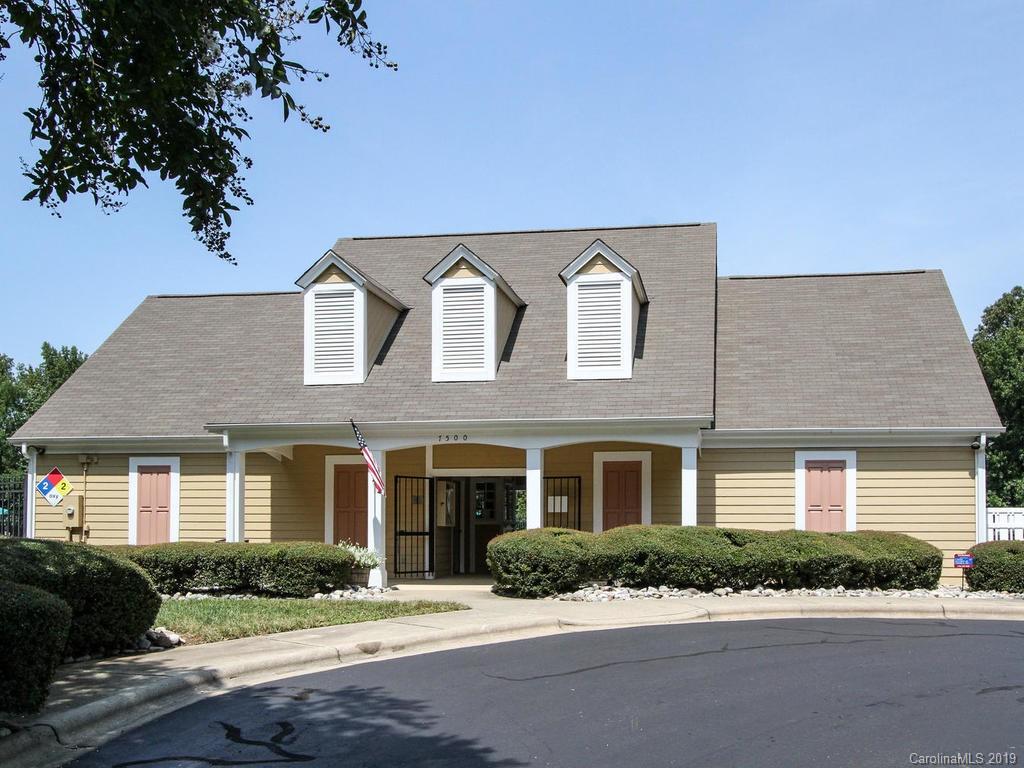 6924 Reedy Creek Road Charlotte, NC 28215 - Photo 45 of 47 a front view of a house with a yard