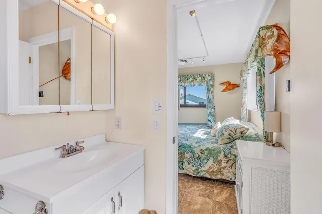 $1,199,000 | 30329 Heron Lane, Big Pine Key, FL 33043