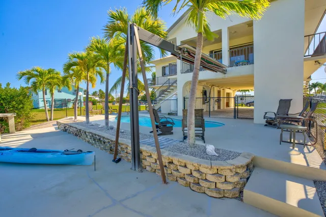 $1,199,000 | 30329 Heron Lane, Big Pine Key, FL 33043