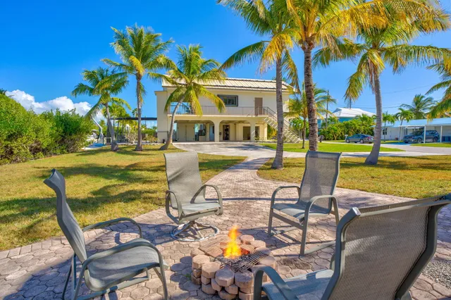 $1,199,000 | 30329 Heron Lane, Big Pine Key, FL 33043