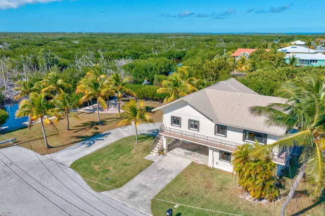 $1,199,000 | 30329 Heron Lane, Big Pine Key, FL 33043