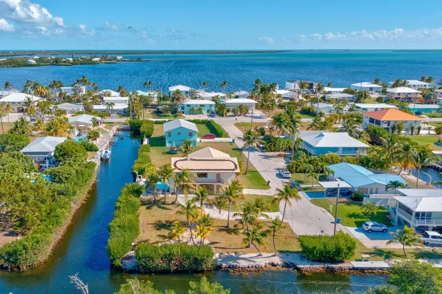 $1,199,000 | 30329 Heron Lane, Big Pine Key, FL 33043