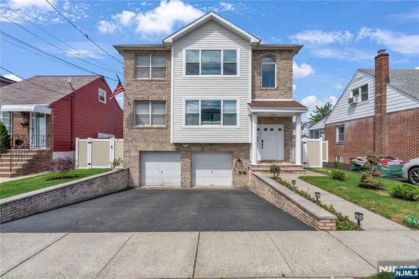 $1,349,900 | 26 Arlington Boulevard, North Arlington, NJ 07031
