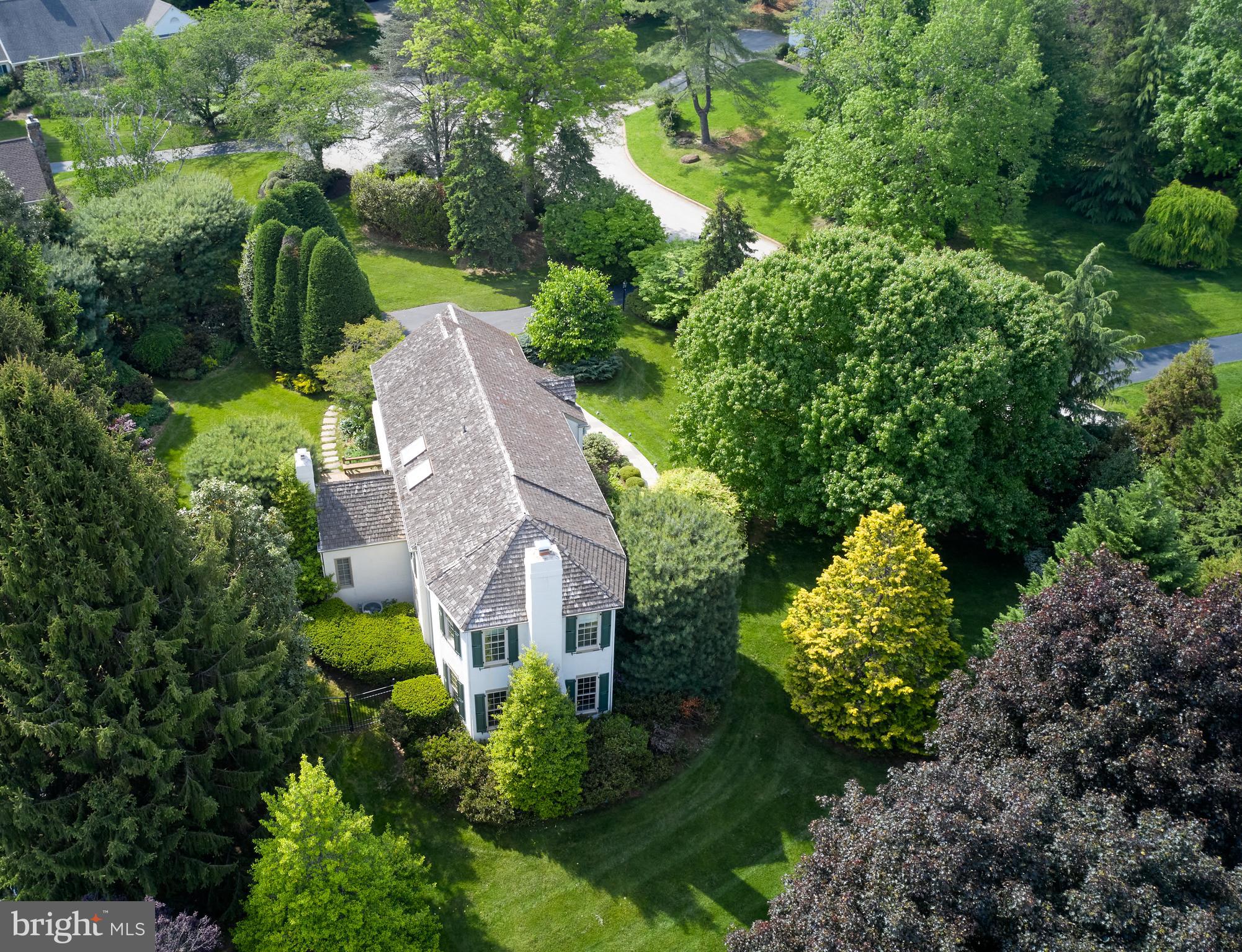 Aerial of Home sited on exquisite property
