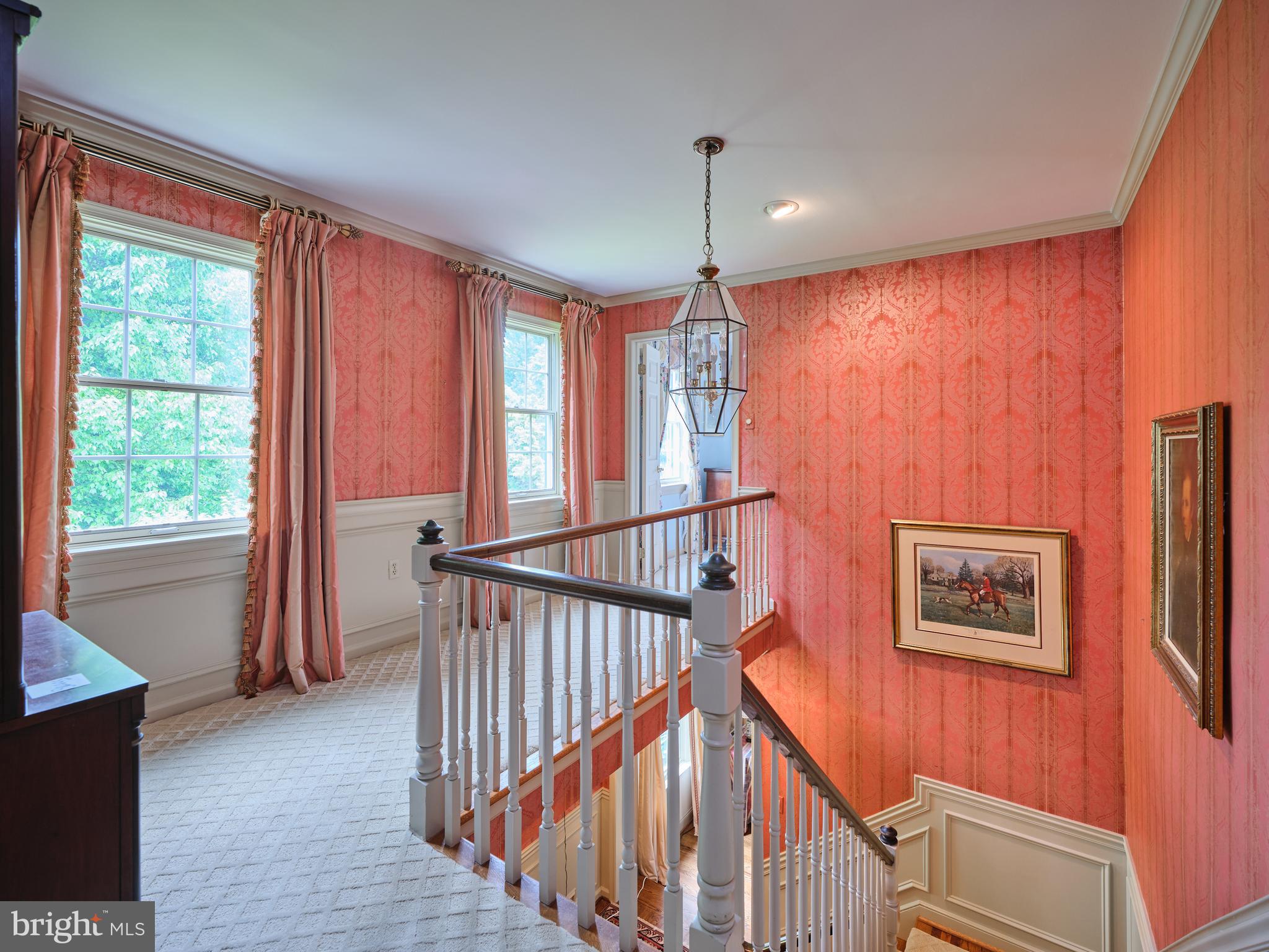 220 Hedgemere Drive Devon, PA 19333 - Photo 20 of 34 2nd Floor Hall