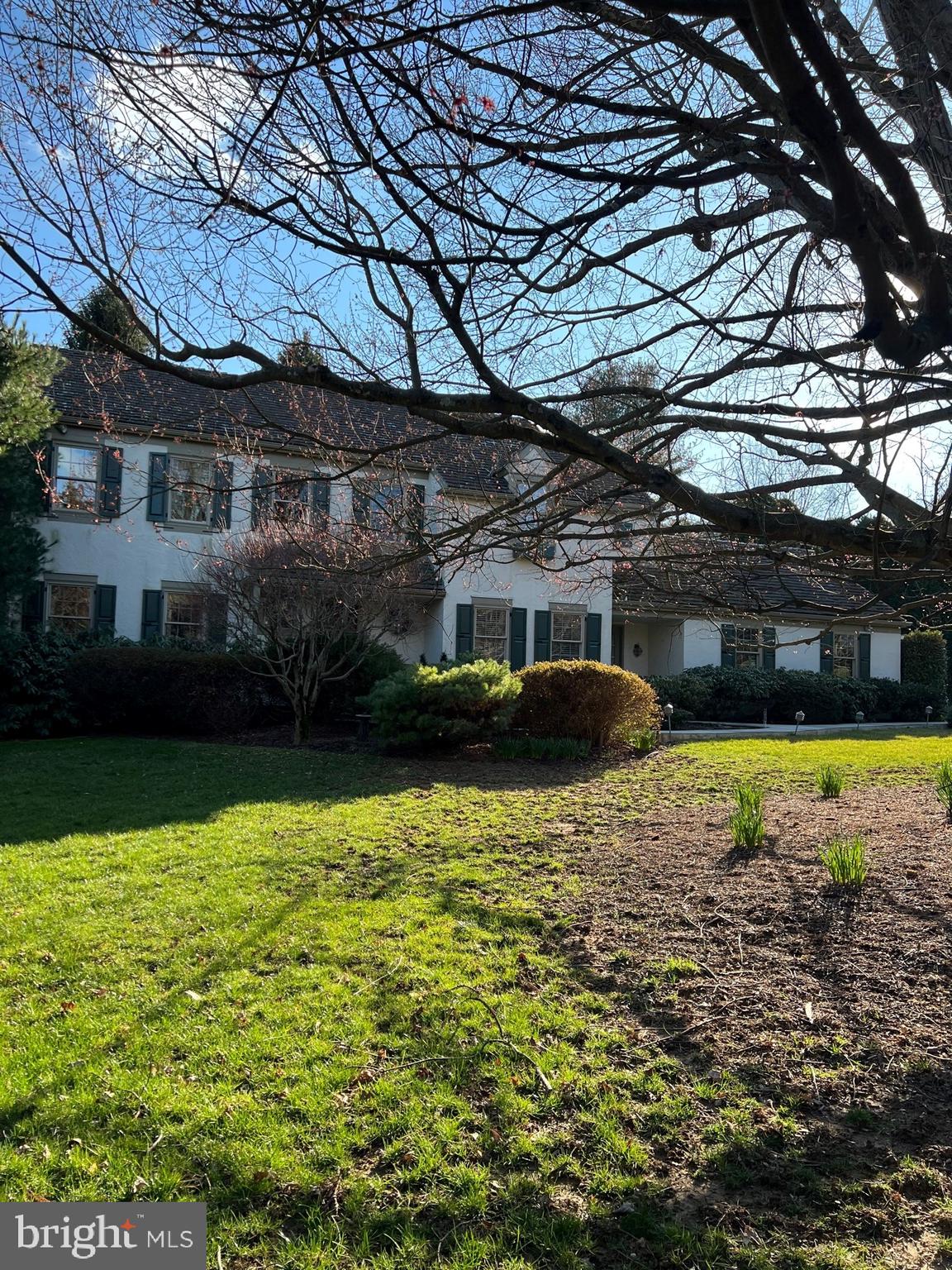 220 Hedgemere Drive Devon, PA 19333 - Photo 2 of 34 Front of House