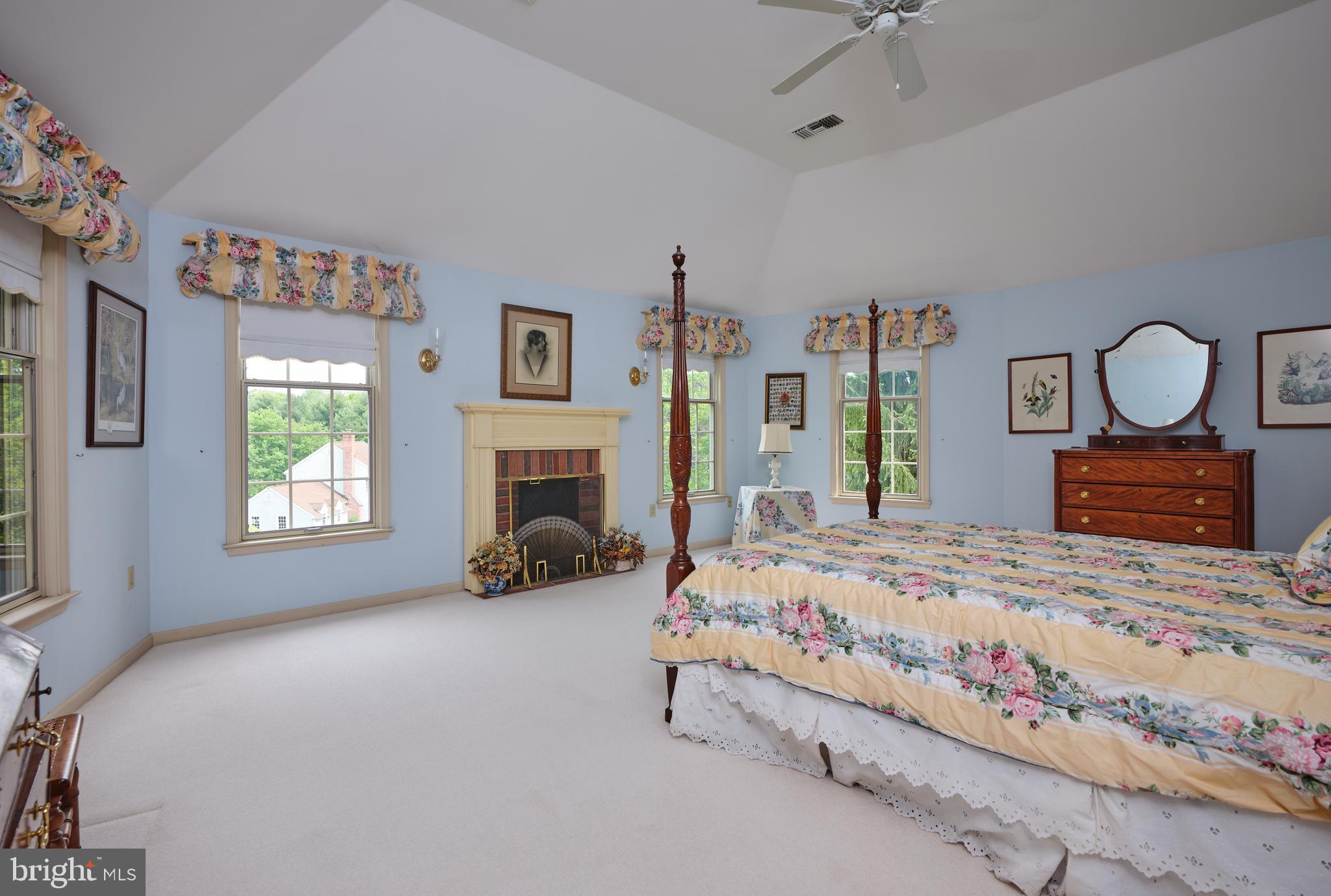 220 Hedgemere Drive Devon, PA 19333 - Photo 21 of 34 Main Bedroom