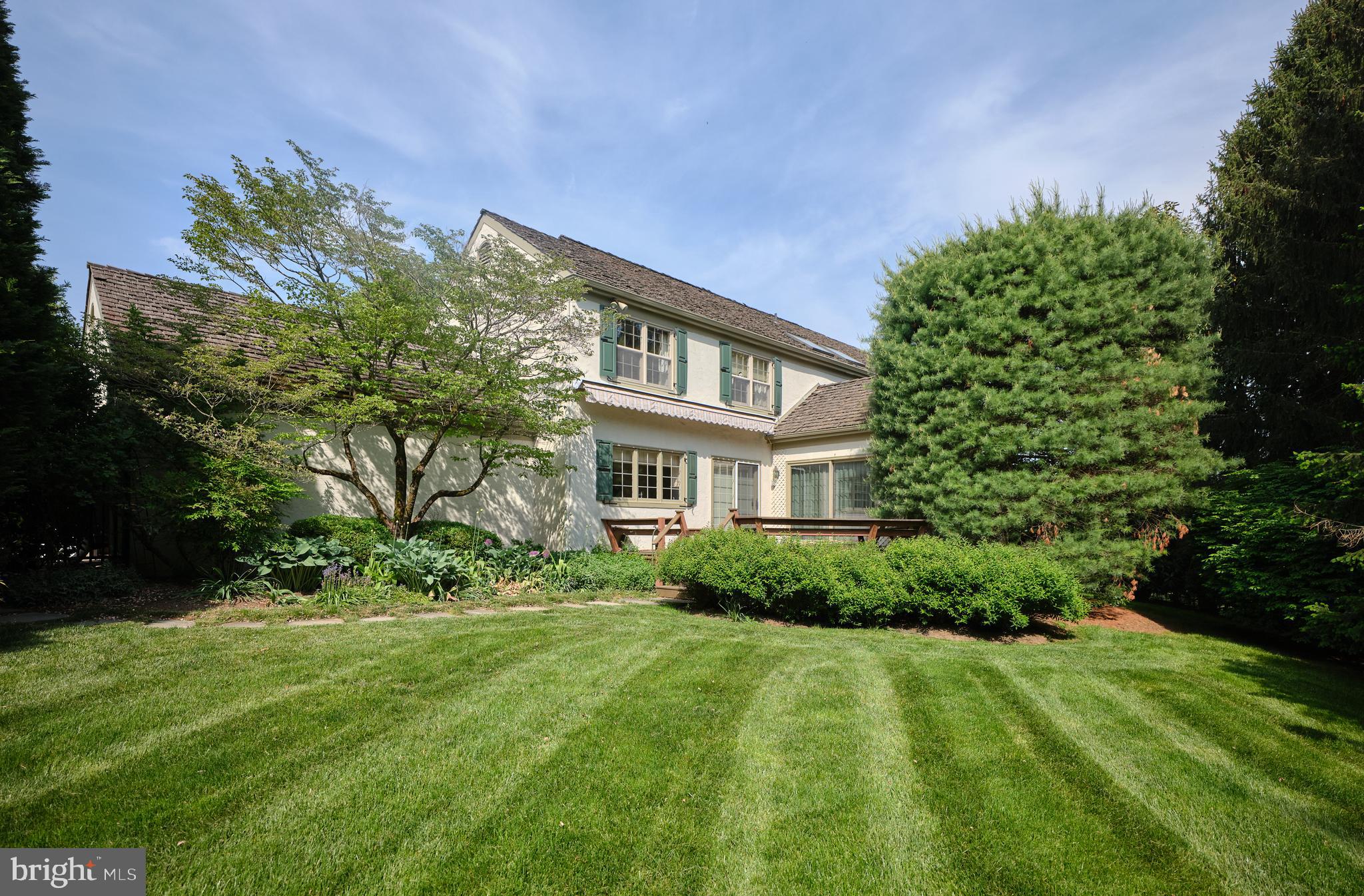 220 Hedgemere Drive Devon, PA 19333 - Photo 31 of 34 Back of House