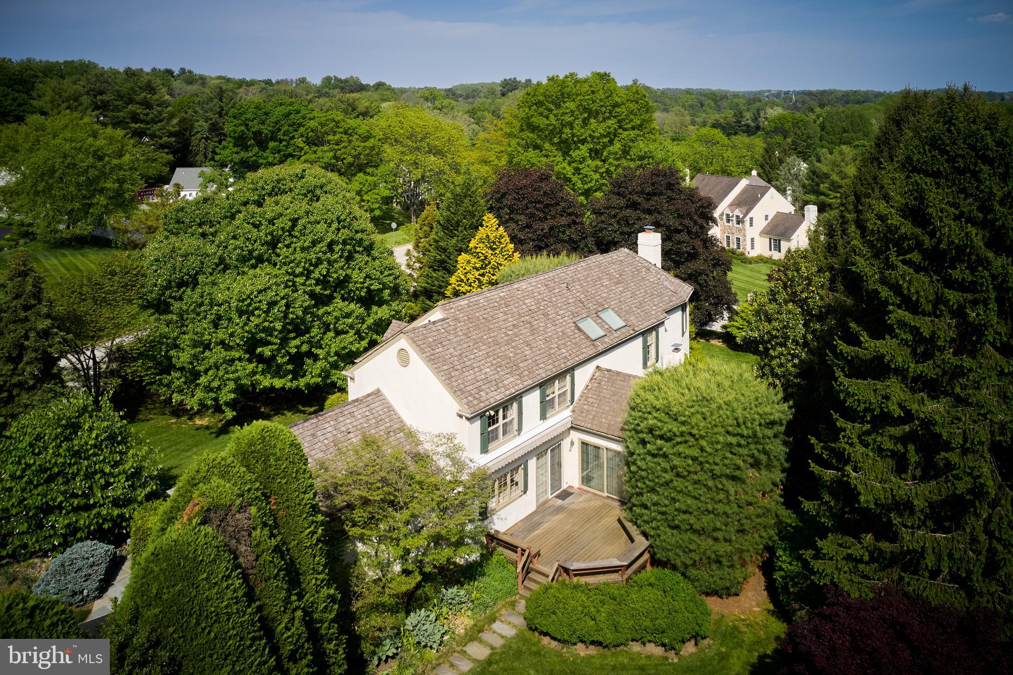 220 Hedgemere Drive Devon, PA 19333 - Photo 32 of 34 Back of house